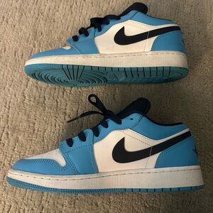 Air Jordan 1 Low GS ‘UNC’